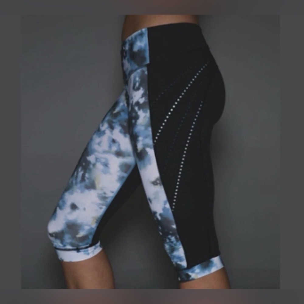 Lululemon Stop At Nothing Crop Reflective Tie-Dye Luxtreme Leggings, size 10